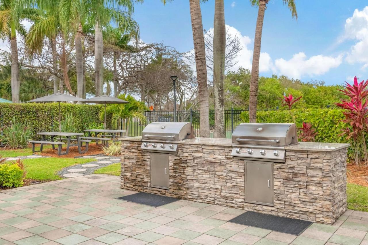 Tucker At Palm Trace Landings Fort Lauderdale Davie Exterior foto